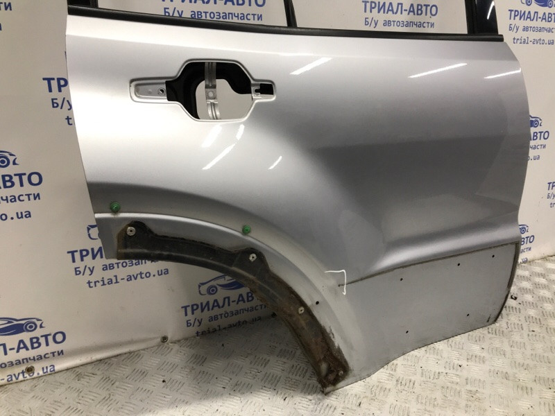 Дверь задняя правая Mitsubishi Pajero Wagon 3 3.2 ДИЗЕЛЬ 4M41 1999 (б/у) Киев - изображение 3