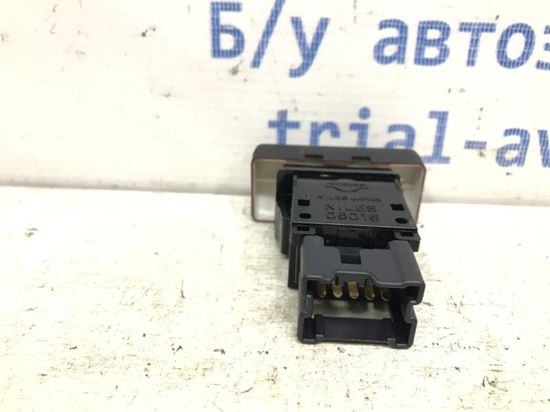 Кнопка аварийки Nissan X-Trail T31 2.5 БЕНЗИН QR25DE 2007 (б/у) Київ - зображення 2