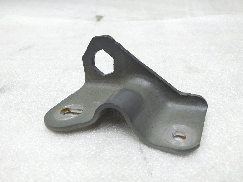 1Четверть передняя левая кронштейн крепления на лонжероне Tesla model X 1069425-S0-A Київ - зображення 1