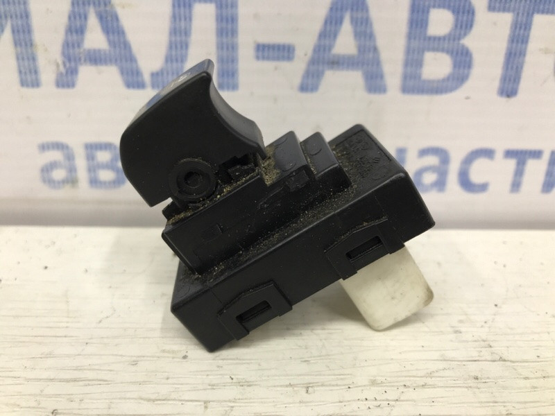 Кнопка склопідіймача Kia Ceed ED 1.6 DIESEL D4FB 2007 (б/у) Киев - изображение 1