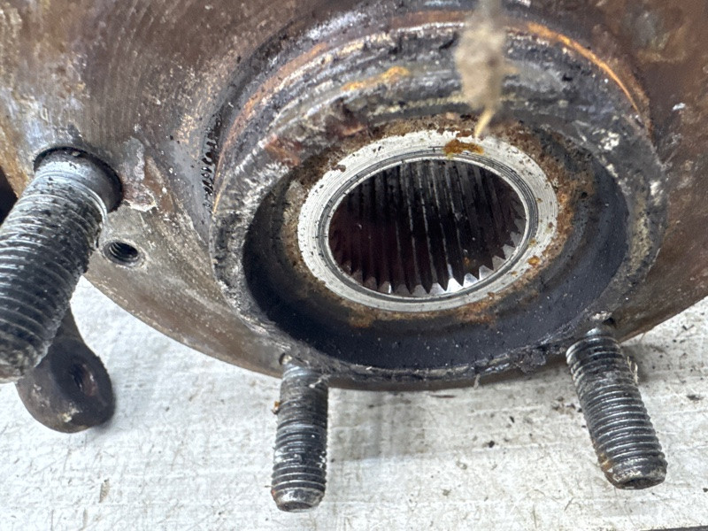 Кулак поворотный правый со ступицей Hyundai Santa fe DM 2.2 DIESEL D4HB 2012 (б/у) Киев - изображение 8