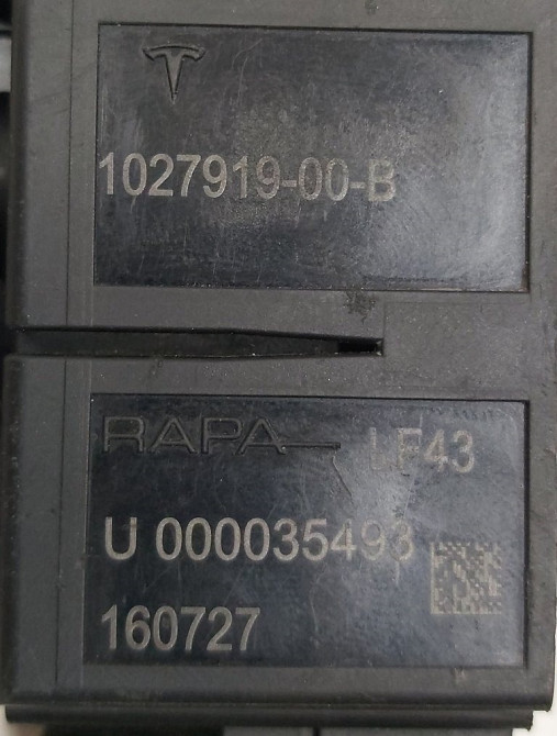 Блок клапанов пневмоподвески с соленоидами некондиция Tesla model X, model S REST 1027919-00-B Київ - зображення 5