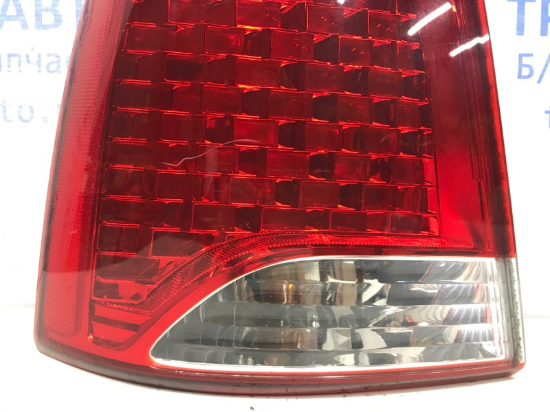 Фонарь задний внешний левый Kia Sorento XM 2.2 DIESEL D4HB 2009 (б/у) Киев - изображение 2