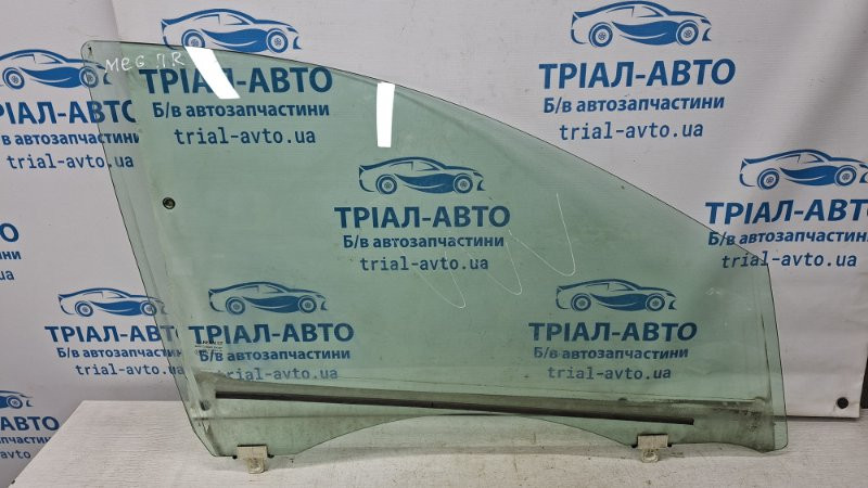 Стекло двери переднее правое Renault Megane 3 1.5 DIESEL K9K 2008 (б/у) Київ - зображення 1