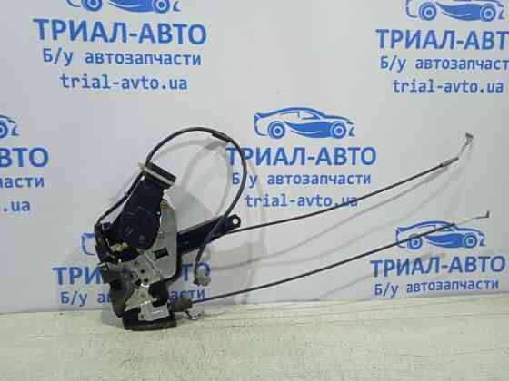 Замок двери передний правый Toyota Land Cruiser J100 1998 (б/у) Киев
