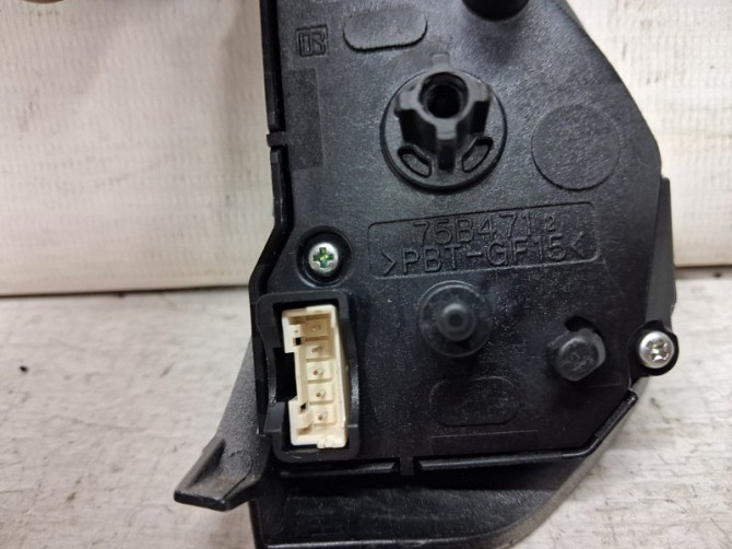 Кнопки руля Mitsubishi Lancer 10 1.5 БЕНЗИН 4A91 2007 (б/у) Київ - зображення 4
