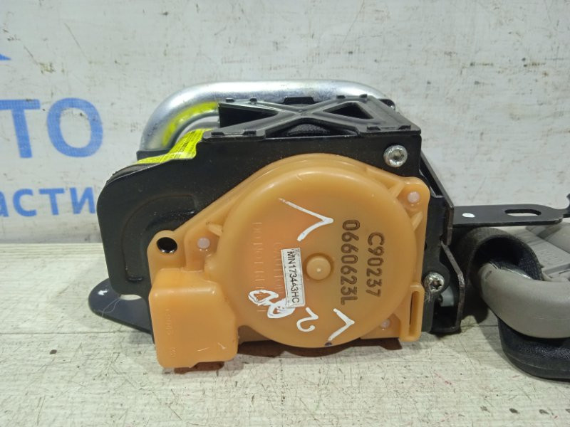 Ремень безопасности передний левый Mitsubishi L200 KB 2.5 ДИЗЕЛЬ 4D56U 2006 (б/у) Киев - изображение 2