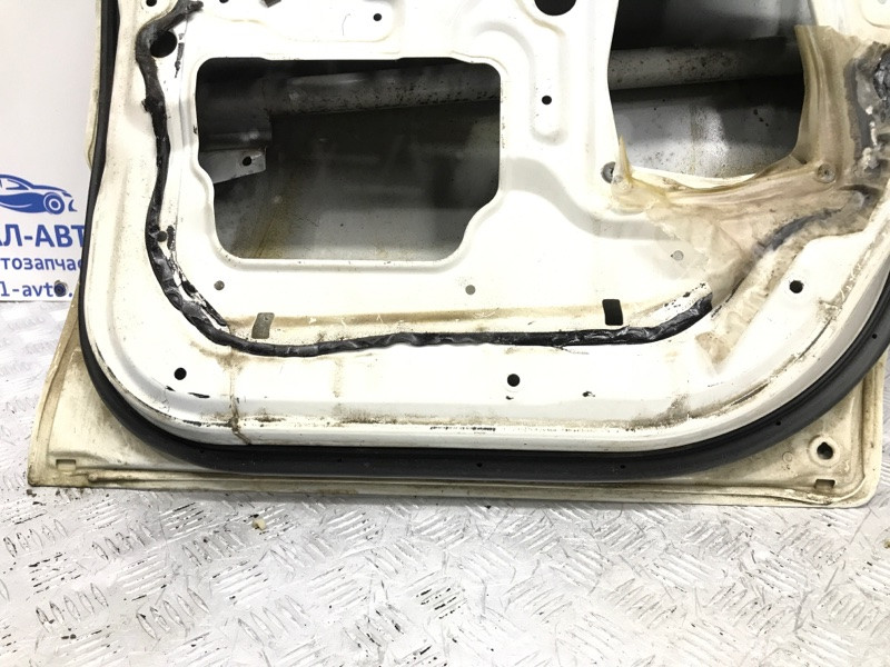 Дверь задняя правая Mitsubishi Pajero Sport K9 2.5 DIESEL 4D56 1996 (б/у) Київ - зображення 10