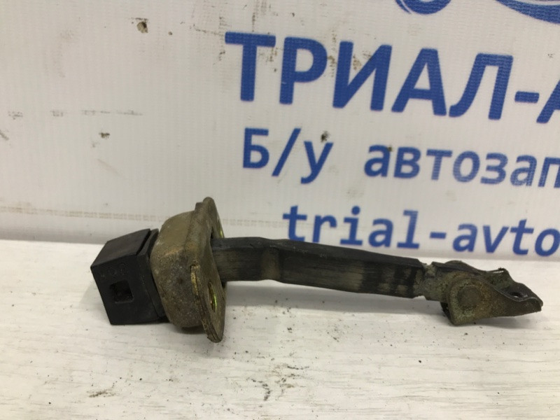 Ограничитель двери задний правый Mitsubishi Outlander CU 2.4 БЕНЗИН 4G69 2003 (б/у) Киев - изображение 1