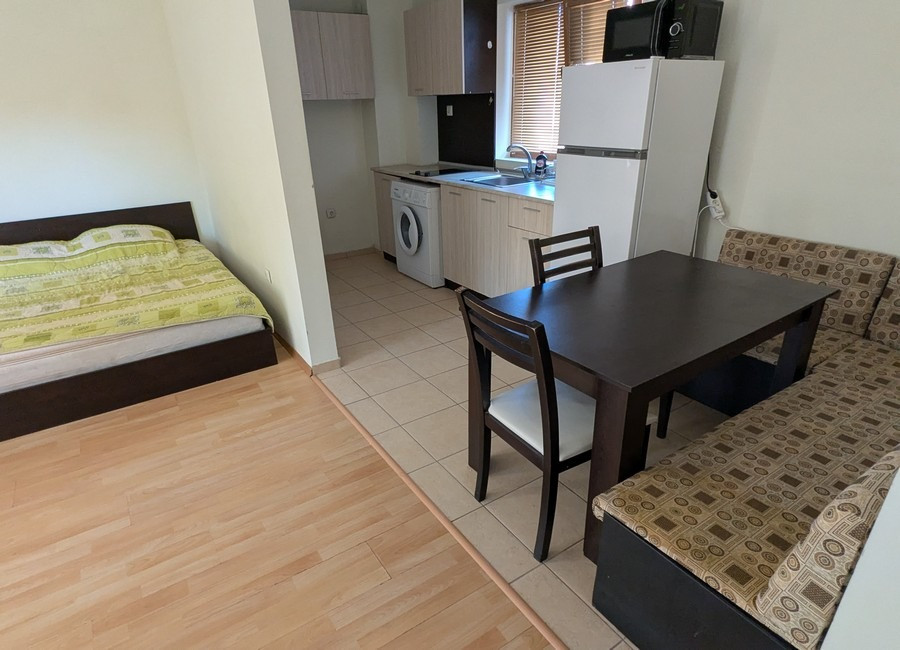 Большая студия в центре г. Бяла (Болгария) в 500 м от моря Киев - изображение 3