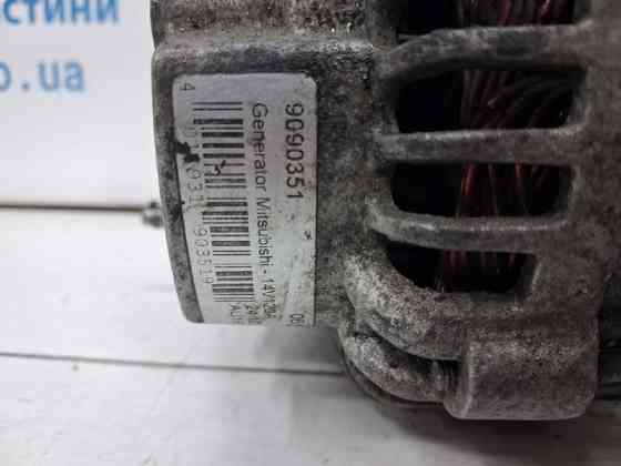 Генератор Mitsubishi Pajero Wagon 3 3.2 ДИЗЕЛЬ 4M41 1999 (б/у) Киев