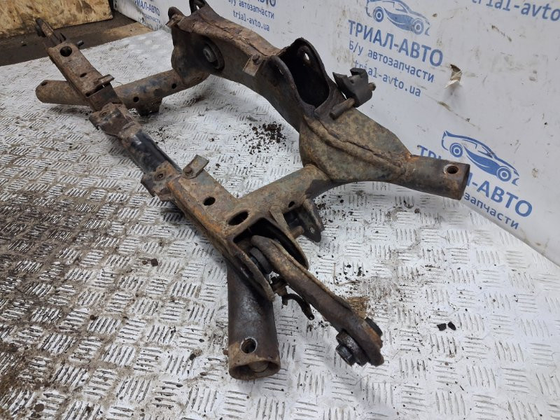 Балка задней подвески Mitsubishi Outlander XL 2.4 БЕНЗИН 4B12 2007 (б/у) Київ - зображення 3