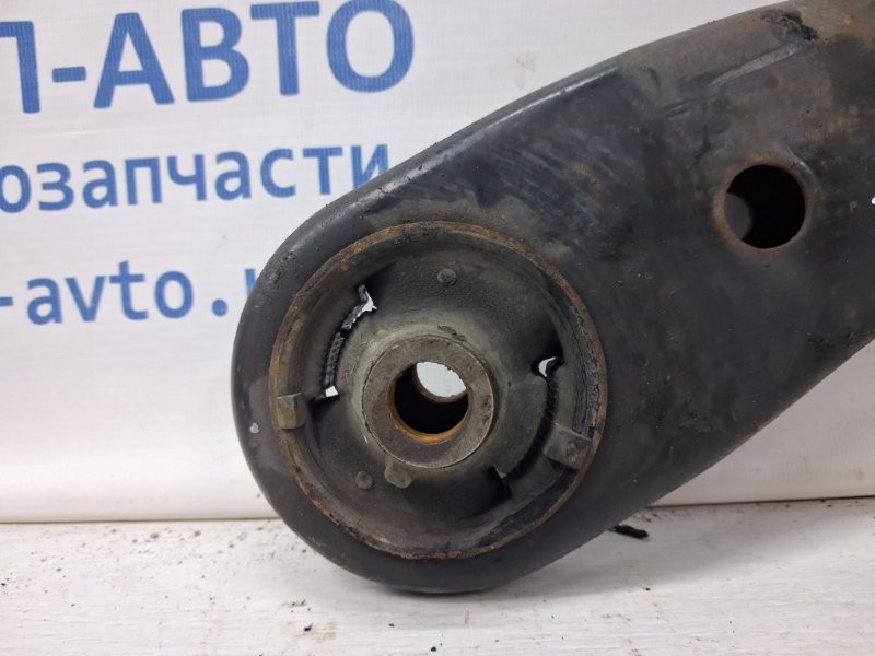 Рычаг правый Toyota Auris E150 1.6 БЕНЗИН 1ZRFAE 2006 (б/у) Київ - зображення 2