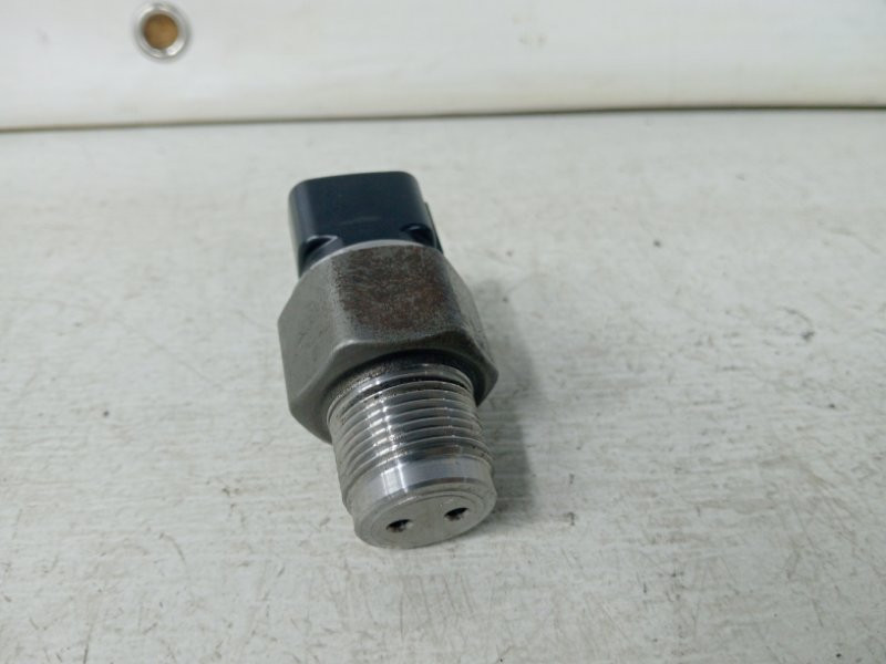 Датчик давления топлива в рейке Toyota RAV 4 A40 2.2 DIESEL 2ADFTV 2012 (б/у) Київ - зображення 3