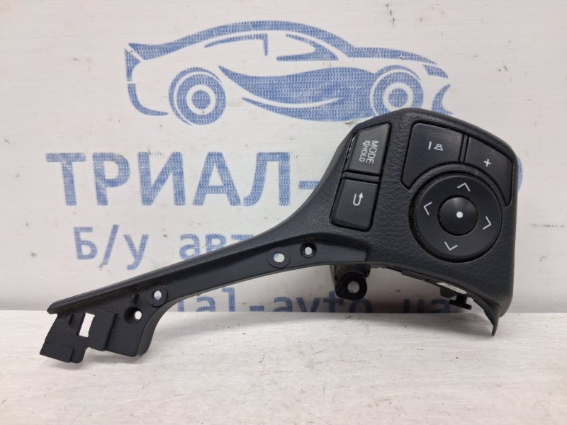 Кнопки руля Toyota RAV 4 A40 2.2 DIESEL 2ADFTV 2012 (б/у) Киев - изображение 1