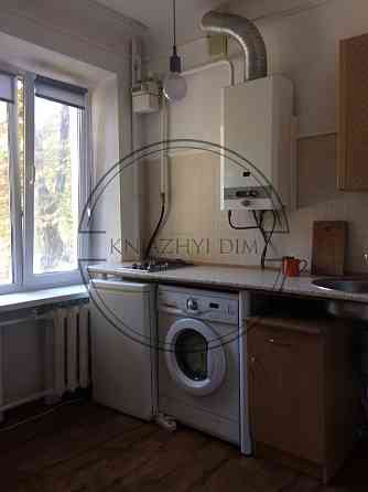 Без комиссии! Уютная 1 к. кв. напротив парка Славы, м. Арсенальная. Київ