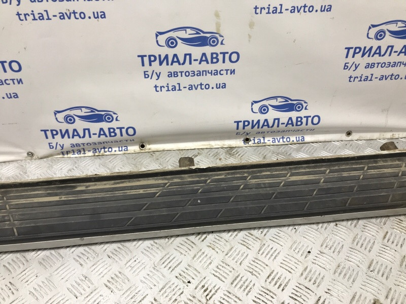 Подножка Mitsubishi Pajero Wagon 4 3.2 ДИЗЕЛЬ 4M41 2006 прав. (б/у) Київ - зображення 3