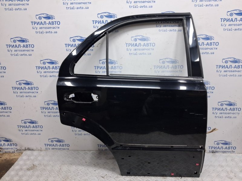 Дверь задняя правая Kia Sorento 2002-2011  (Арт. 66688) Киев - изображение 1