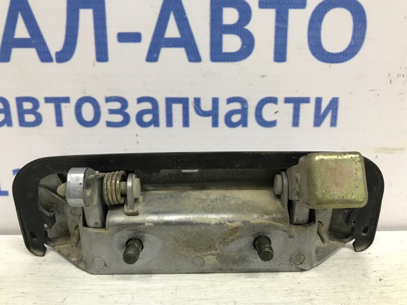 Ручка двери внешняя передняя правая Mitsubishi Pajero Sport K9 2.5 DIESEL 4D56 1996 (б/у) Київ - зображення 3