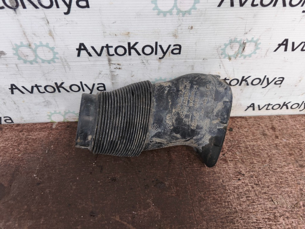 Патрубок воздушного фильтра VW T5 2.0 tdi 2003-2015 (7H0129647) Ковель - зображення 1