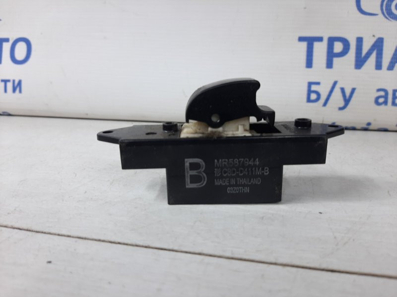 Кнопка стеклоподъемника Mitsubishi ASX 2010- MR587944 (Арт. 36287) Київ - зображення 3