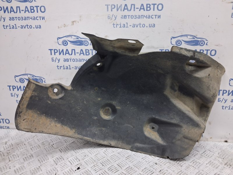 Подкрылок передний правый Renault Megane 3 1.5 DIESEL K9K 2008 (б/у) Київ - зображення 3