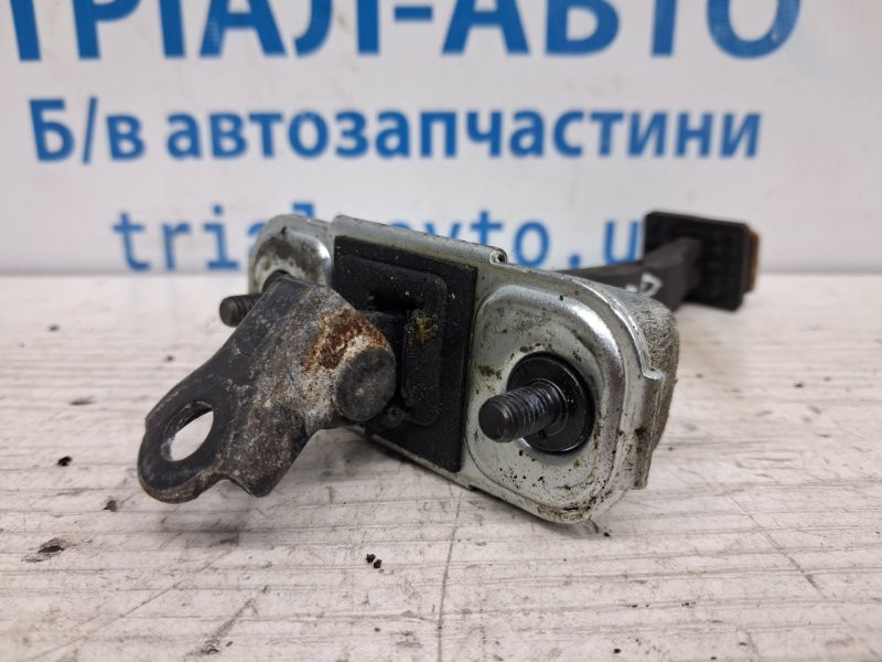 Ограничитель двери передний правый Hyundai I30 2011-2017 79390A6000 (Арт. 70793) Киев - изображение 2