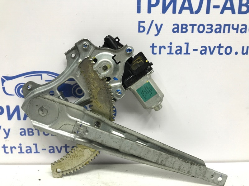 Стеклоподъемник задний правый Nissan Tiida C11 1.6 БЕНЗИН HR16 2004 (б/у) Киев - изображение 3