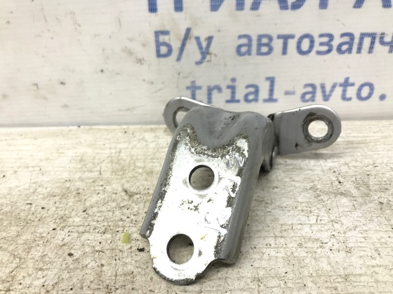 Петля двери задней правой нижняя Kia Ceed ED 1.6 DIESEL D4FB 2006 (б/у) Київ - зображення 2