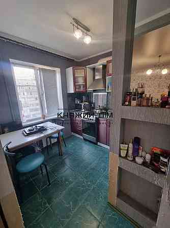 Продаж 1-кімнатної на Харківському Київ