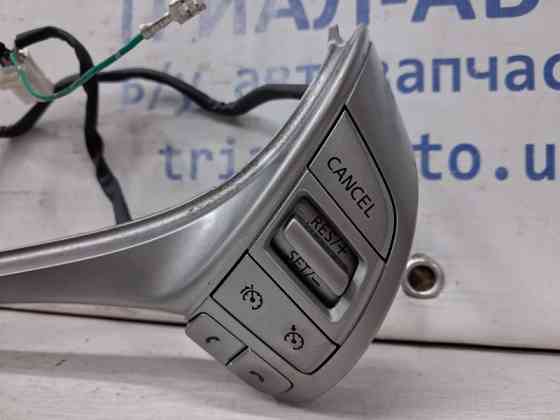 Кнопки руля Nissan Qashqai J11 1.2 БЕНЗИН HRA2DDT 2013 (б/у) Київ