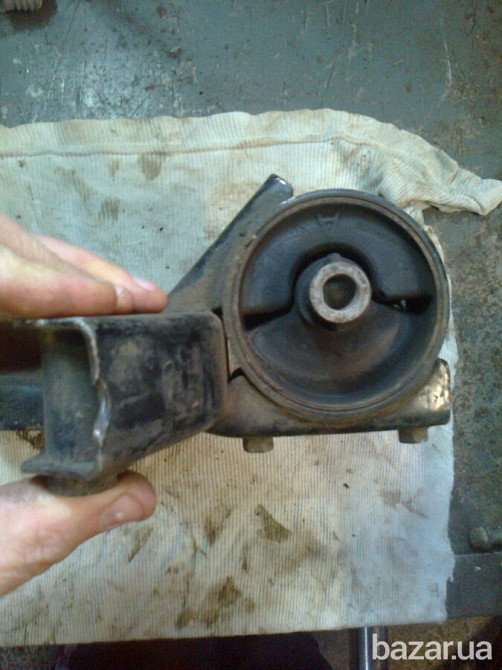 Подушка ( опора) двигателя мв436537 Мицубиси Ланцер 1.5 12v 92г.в. Винница - изображение 3