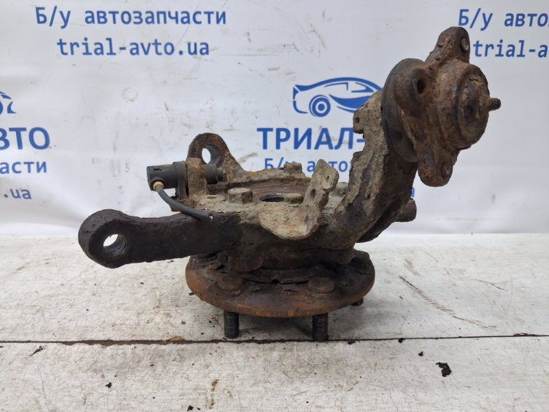 Кулак поворотный левый со ступицей Mitsubishi L200 KB 2.5 ДИЗЕЛЬ 4D56U 2006 (б/у) Київ - зображення 4