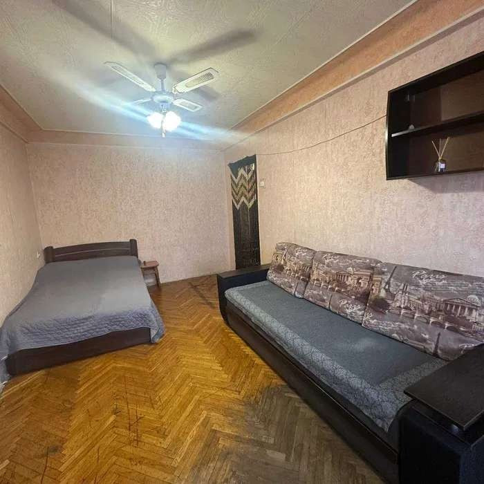Продается 1-но ком квартира на БЕРЕЗНЯКАХ, ул. Березняковская, 22 Киев - изображение 1