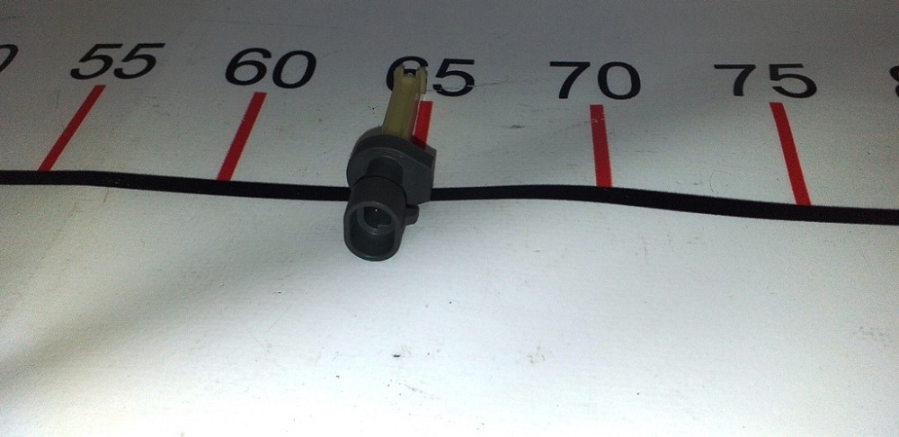 Датчик уровня тормозной жидкости Tesla model S, model S REST, model X 6008119-00-A Київ - зображення 4