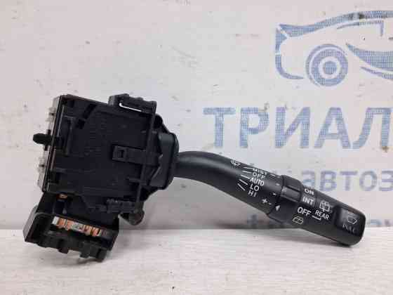 Переключатель подрулевой правый(дворники) Toyota Avensis T25 1.8 БЕНЗИН 1ZZFE 2002 (б/у) Киев