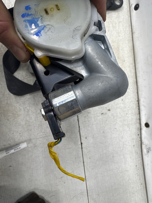 Ремень безопасности передний левый Hyundai IX35 LM 1.7 DIESEL D4FD 2009 (б/у) Київ - зображення 5