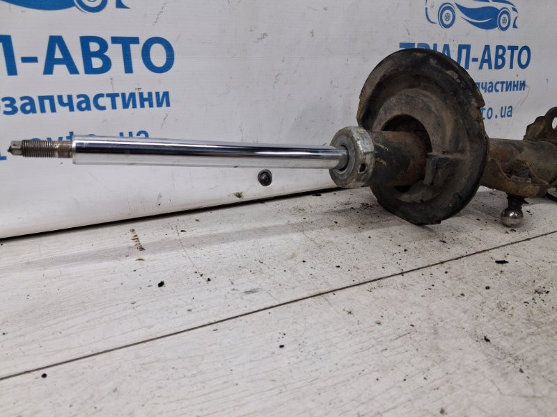 Амортизатор передний правый SsangYong Korando C200 2.0 DIESEL D20DT 2010 (б/у) Киев - изображение 2