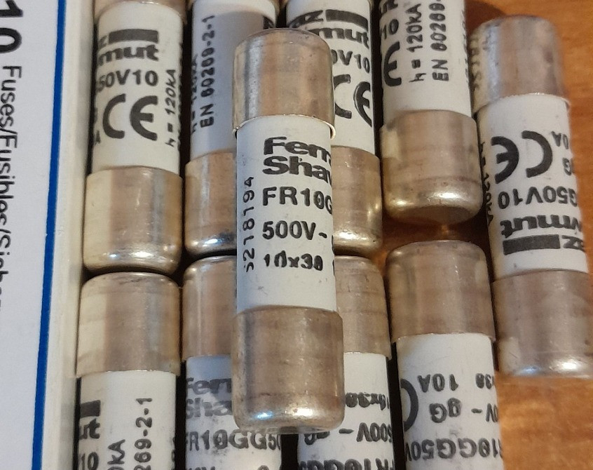 Запобіжники циліндричні FR10GG50V10 10А 500V 120 kA плавка вставка Косів - зображення 3