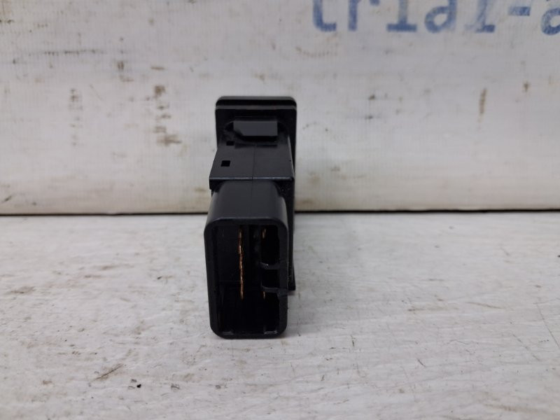 Кнопка аварийки Toyota Avensis T25 1.8 БЕНЗИН 1ZZFE 2002 (б/у) Киев - изображение 2