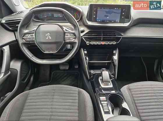 Свіжопригнаний Peugeot e-2008 2020 модельний 2021 з нідерландів Луцьк