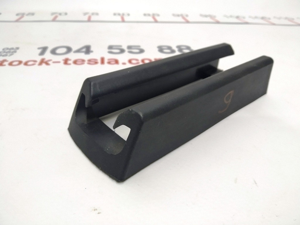 Заглушка салазки 1й ряд сиденьев правая/левая {MX_MSR_M3} 1097490-00-C Київ - зображення 1