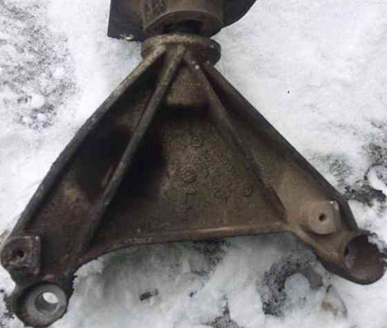 Б/у кронштейн крепления подушки КПП левый, 8200013682, 1.9dci, Renault Laguna 2 Кропивницький