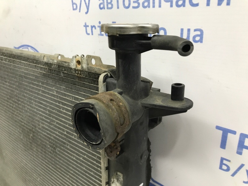 Радиатор основной Kia Sorento XM 2.2 DIESEL D4HB 2009 (б/у) Киев - изображение 4