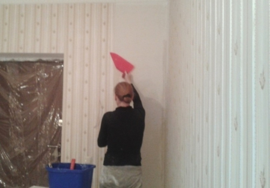 Оклейка обоями Киев Малярные работы Киев - изображение 1