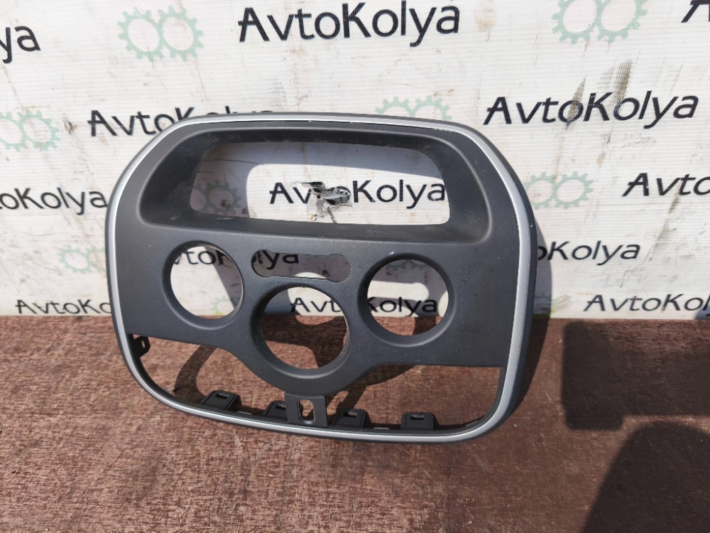 Накладка кнопок в торпеду Renault Kangoo 2013-2021 (682609068R) Ковель - зображення 2