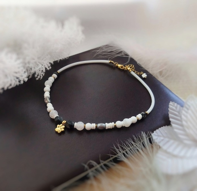 Лапка чокер намисто кольє білий сірий ларвікіт агат гематит підвіска захист удача подарунок дівчині Луцьк - зображення 4