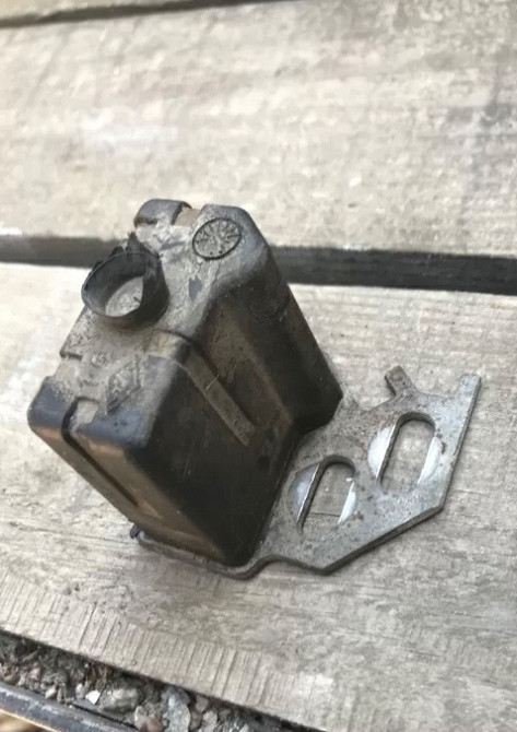 Бу кронштейн крепления выхлопной системы Renault Megane 8200105505 Кропивницький - зображення 1