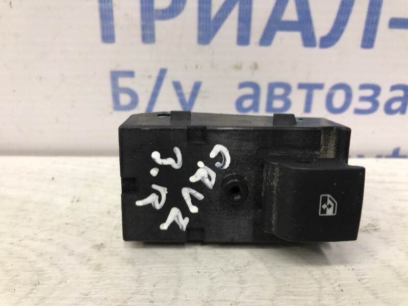 Кнопка стеклоподъемника Chevrolet Cruze 2009-2016 13305368 (Арт. 55832) Киев - изображение 1