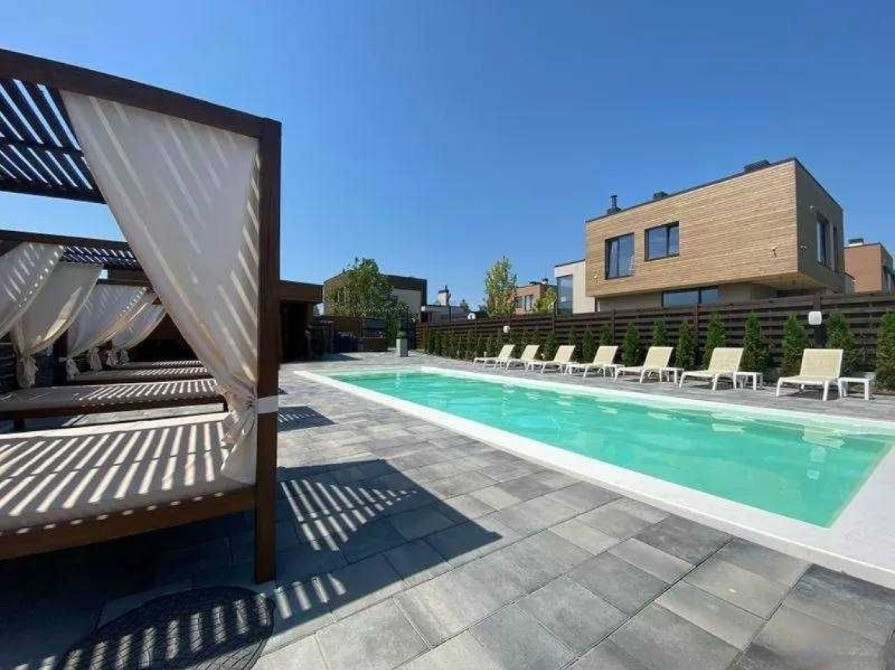 Двоповерховий будинок 263 м2 у закритому КМ Crystal Forest Київ - зображення 6